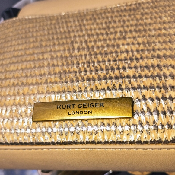 Kurt Geiger London Mini Flower Bond Shoulder Bag - Picture 7 of 11